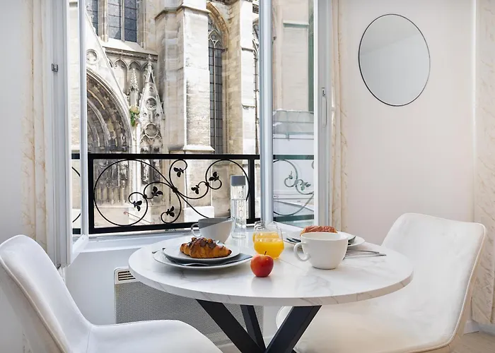 Vue Cathedrale Hyper Centre Apartman